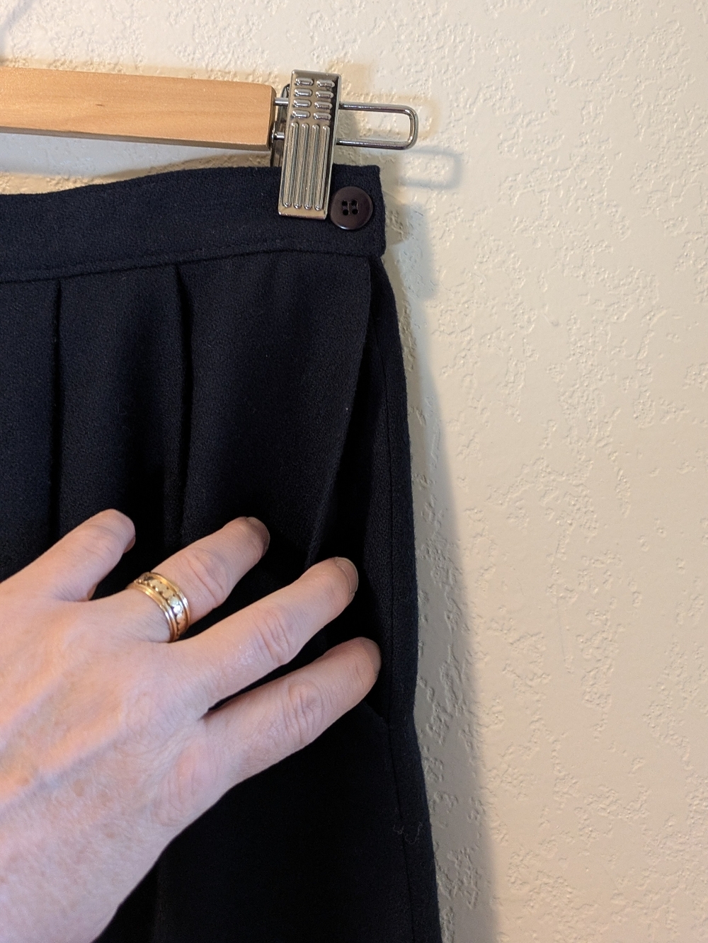 Pendleton Vintage 100% Wool Navy Midi Skirt - Picture 5 of 6